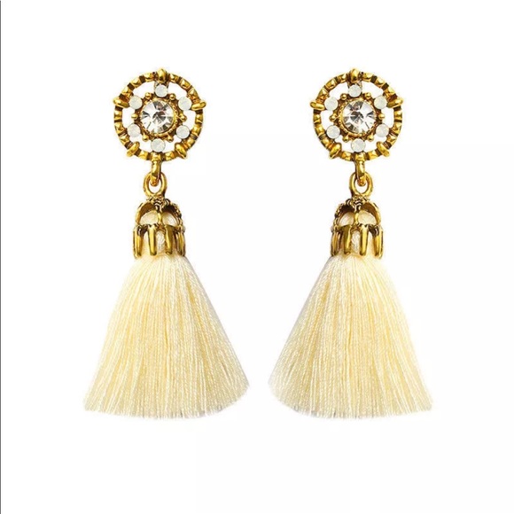 Jewelry - 30% OFF NWT New long tassels dangle earrings beige
